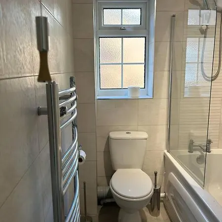 Charming Home, Walking Distance To Cardiff Bay And City Centre With Parking Exterior photo