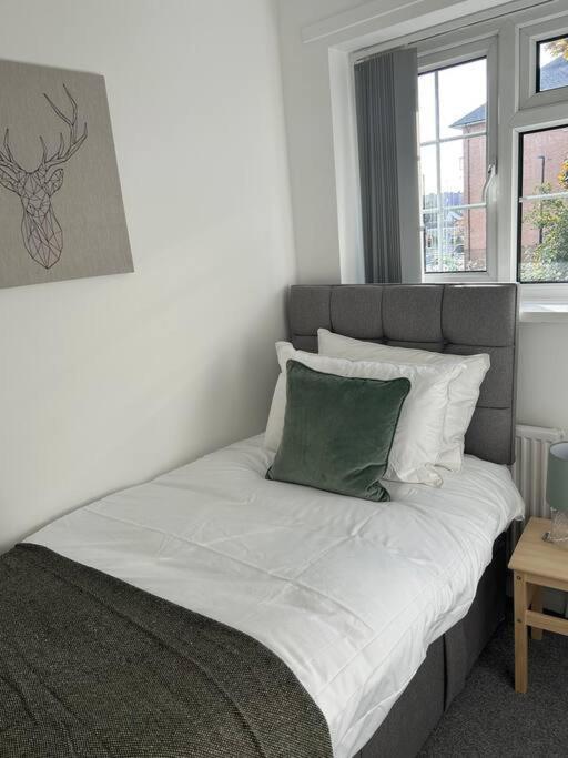 Charming Home, Walking Distance To Bay And Centre With Parking Appartement Cardiff