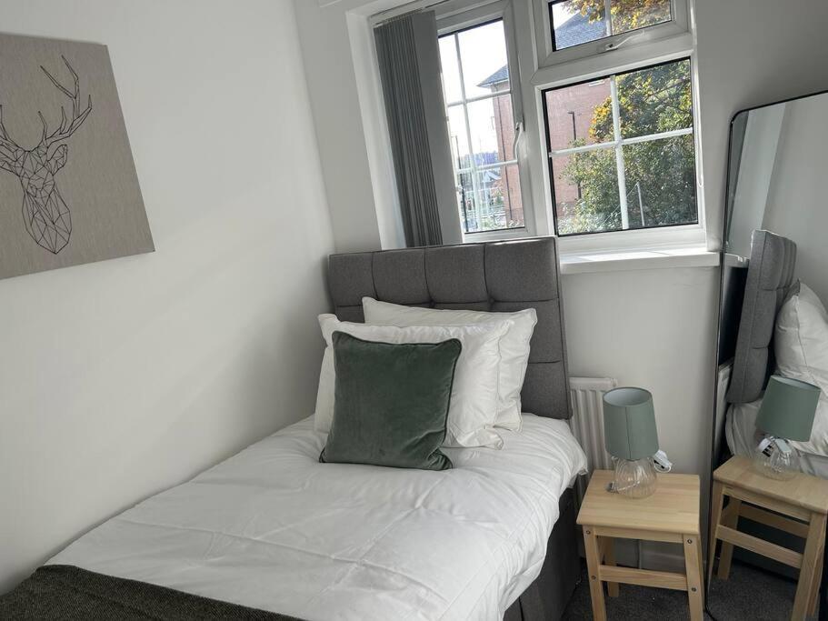 Appartement Charming Home, Walking Distance To Bay And Centre With Parking *